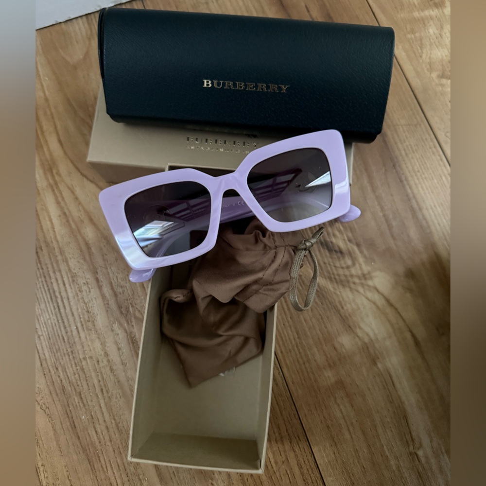 Burberry Lavender Women's Sunglasses - Picture 10 of 12